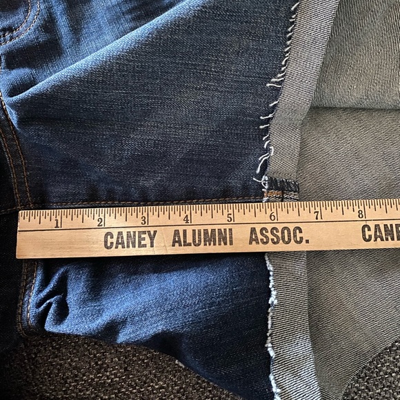 NWT- KUT FROM THE KLOTH - Katy Boyfriend Denim Jean Shorts KS1333GA1R 20W - Picture 3 of 8